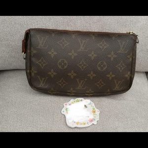 Authentic Louis Vuitton Pochette Accessories Mono
